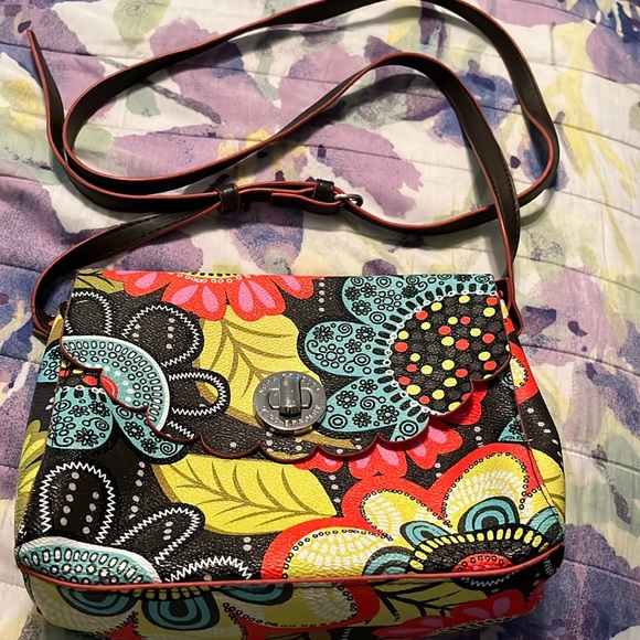 Vera Bradley Handbags - Vera Bradley Crossbody